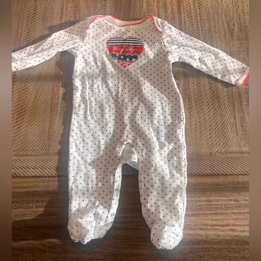 Tommy Hilfiger baby girl sleeper 6-9M
